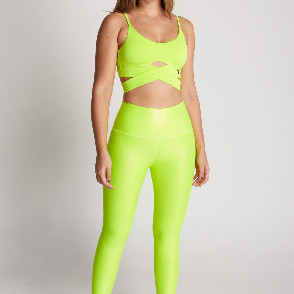 
                      
                        LEGGINS AMARILLO NEON METALIZADO
                      
                    