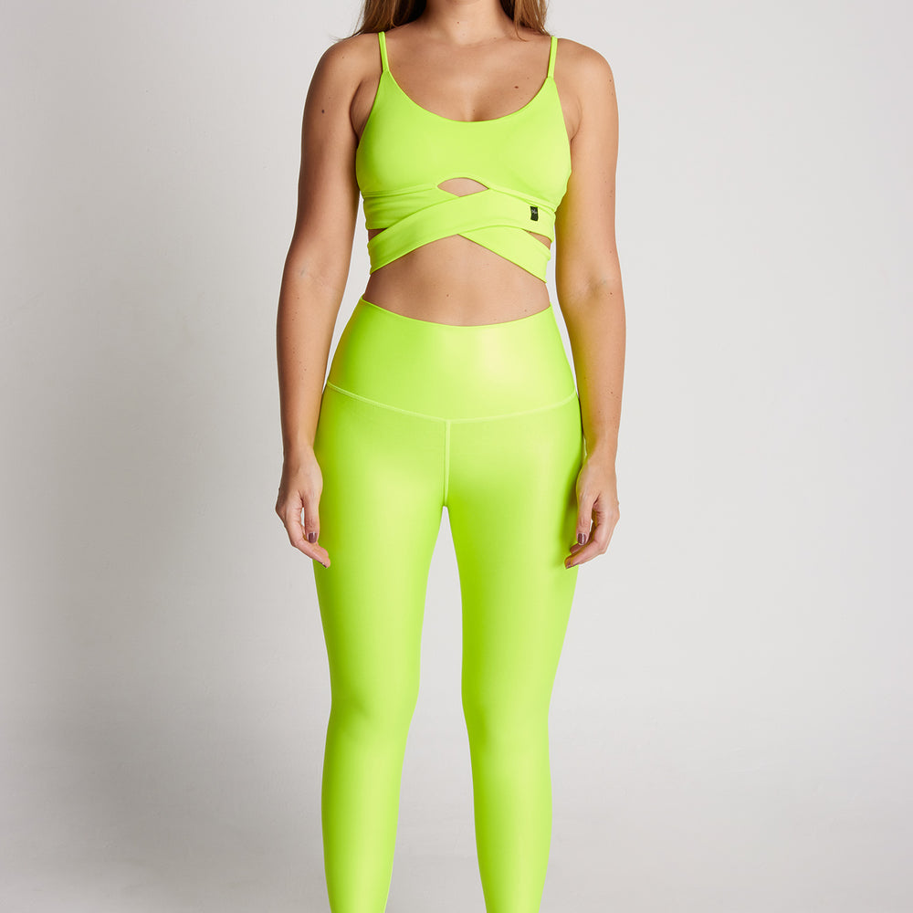 
                      
                        LEGGINS AMARILLO NEON METALIZADO
                      
                    